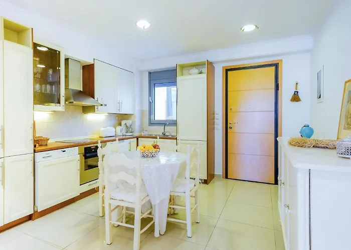 Апартаменты Grace Luxury Next To Old Town *